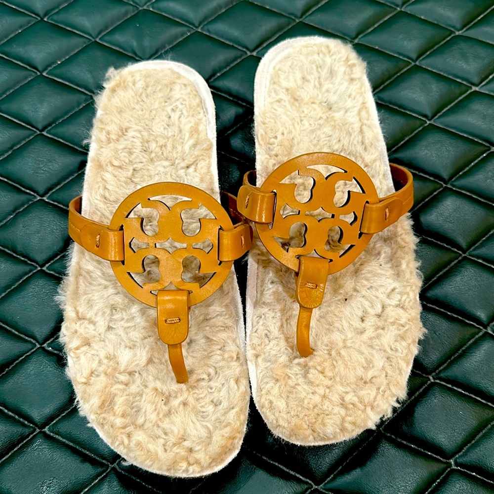 Tory Burch Miller Cloud Shearling 🧡💛🤍